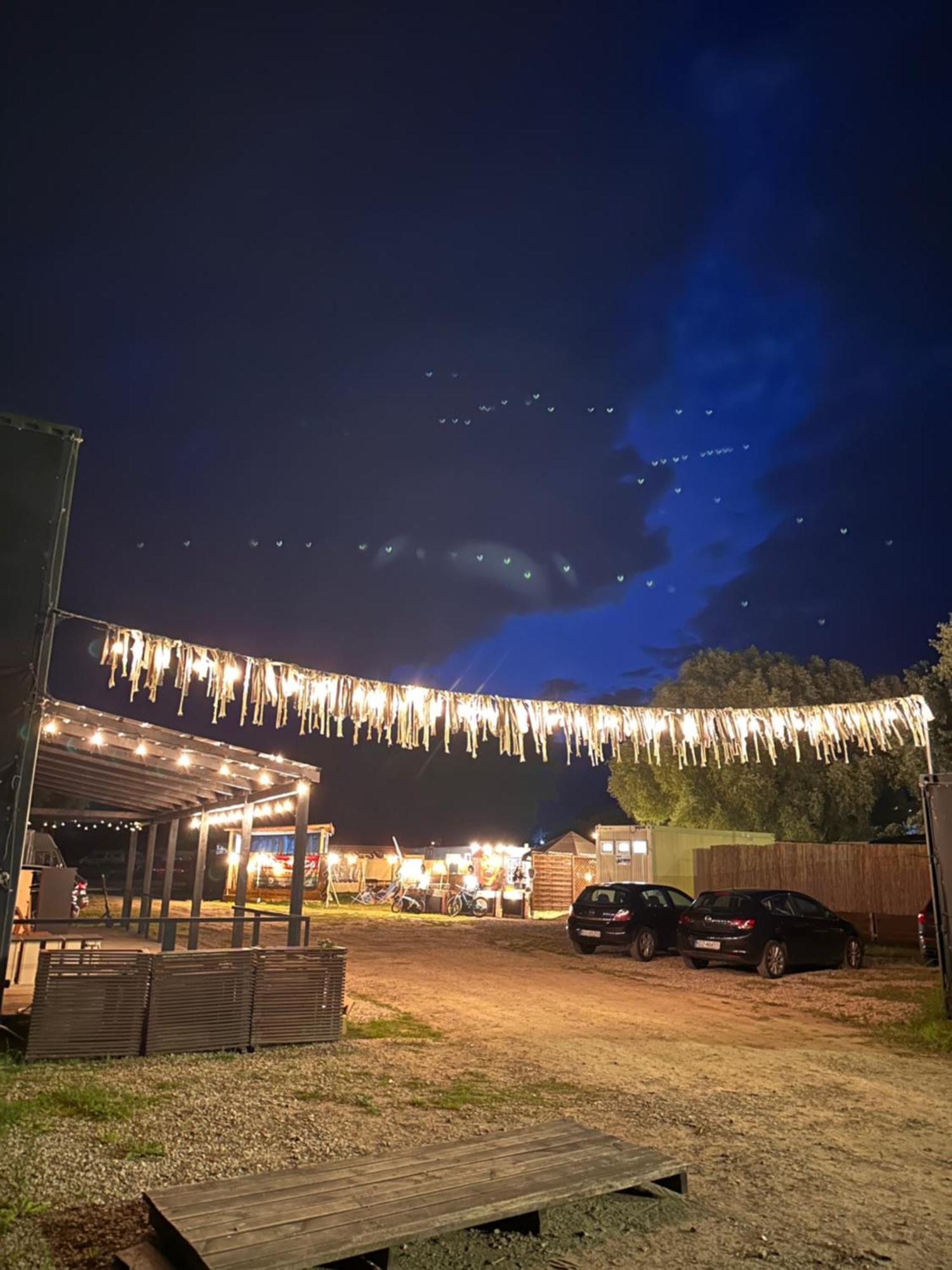 Camp Hostel Владиславово Екстер'єр фото
